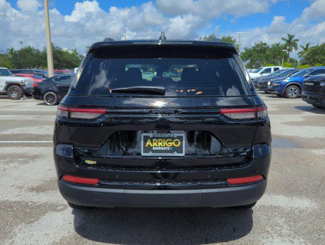 new 2024 Jeep Grand Cherokee car, priced at $41,795