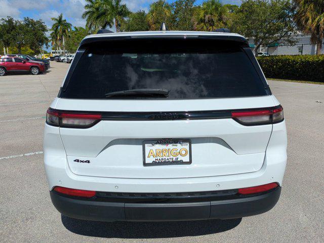 used 2022 Jeep Grand Cherokee car, priced at $32,000