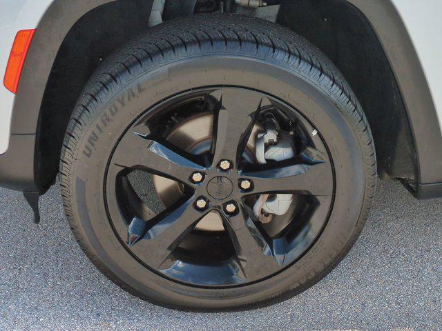 used 2023 Jeep Grand Cherokee car, priced at $26,991