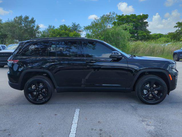 new 2024 Jeep Grand Cherokee car, priced at $41,795