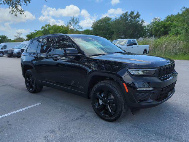 new 2024 Jeep Grand Cherokee car, priced at $41,795