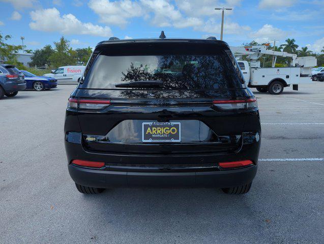 new 2024 Jeep Grand Cherokee car, priced at $41,795