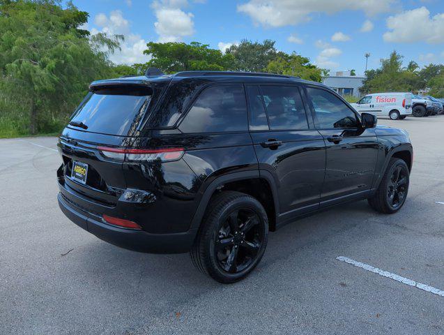 new 2024 Jeep Grand Cherokee car, priced at $41,795