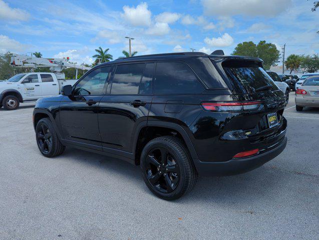 new 2024 Jeep Grand Cherokee car, priced at $41,795