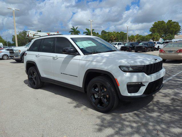 new 2024 Jeep Grand Cherokee car, priced at $41,200