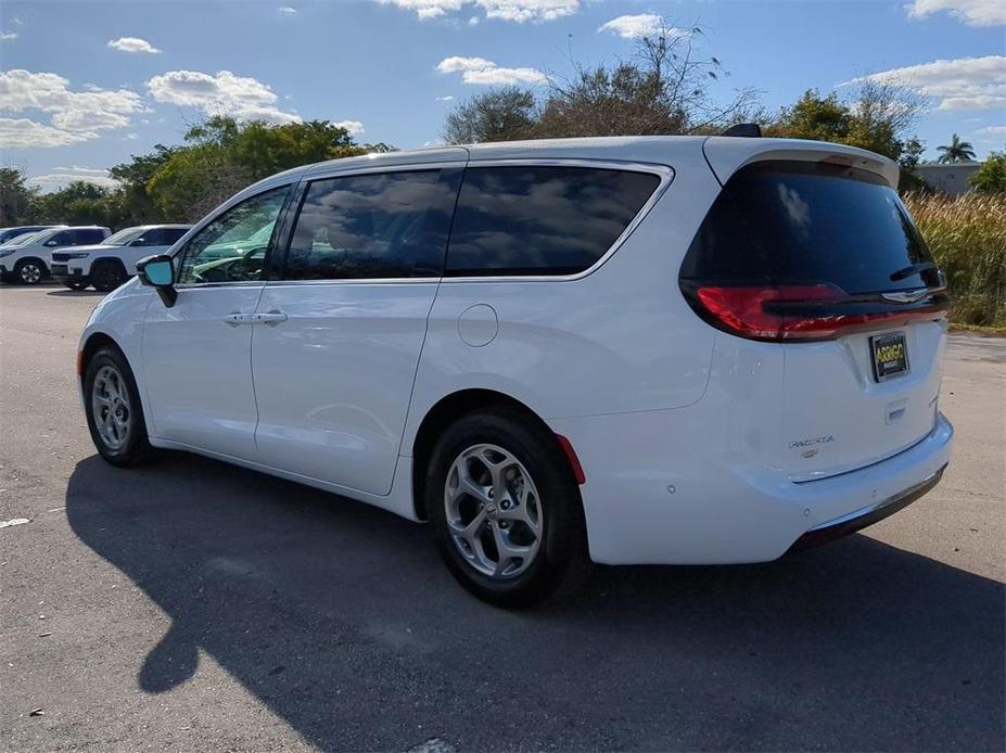 new 2024 Chrysler Pacifica car, priced at $49,542