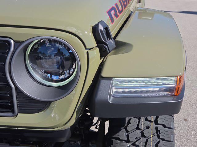 new 2026 Jeep Gladiator car, priced at $56,034