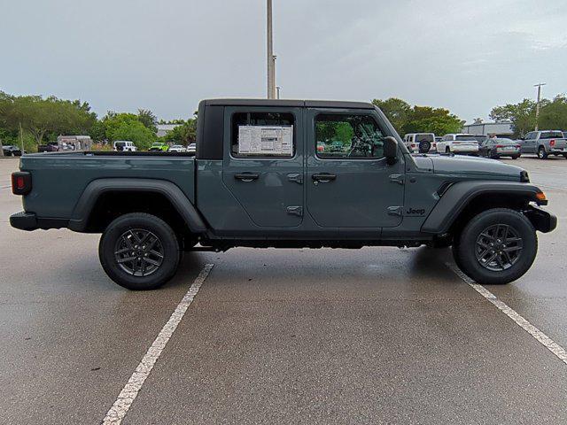 new 2025 Jeep Gladiator car, priced at $38,073