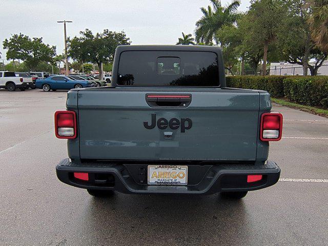 new 2025 Jeep Gladiator car, priced at $38,073