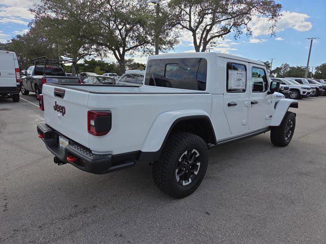 new 2026 Jeep Gladiator car, priced at $55,498