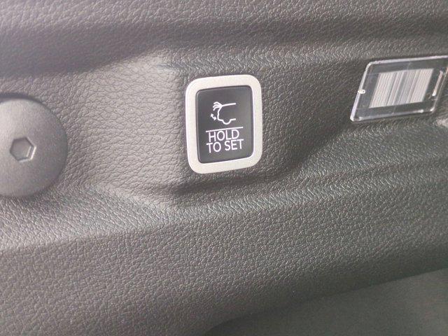 new 2025 Jeep Grand Cherokee L car, priced at $37,993