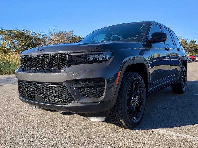 new 2024 Jeep Grand Cherokee car, priced at $37,525