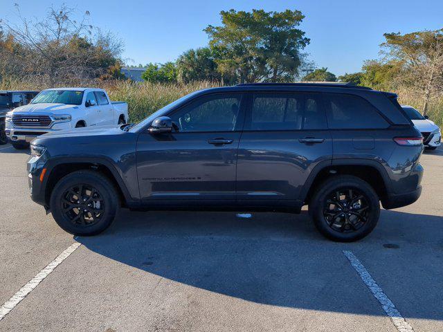 new 2024 Jeep Grand Cherokee car, priced at $37,525