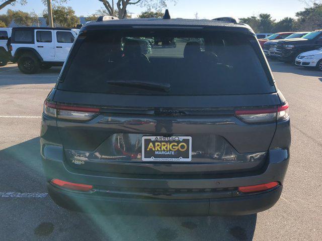 new 2024 Jeep Grand Cherokee car, priced at $37,525