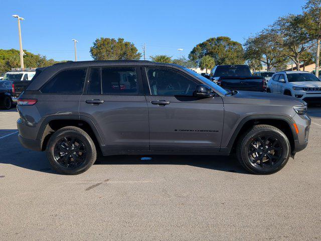 new 2024 Jeep Grand Cherokee car, priced at $37,525