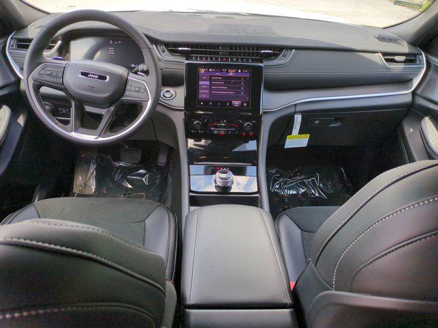 new 2025 Jeep Grand Cherokee car, priced at $35,435