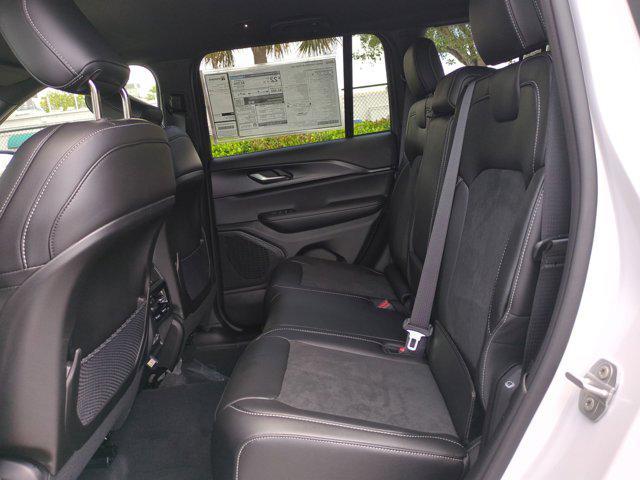 new 2025 Jeep Grand Cherokee car, priced at $35,435