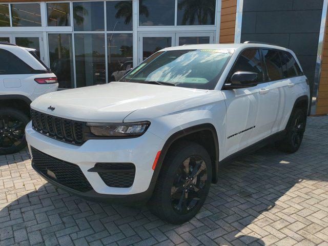 new 2024 Jeep Grand Cherokee car, priced at $35,254