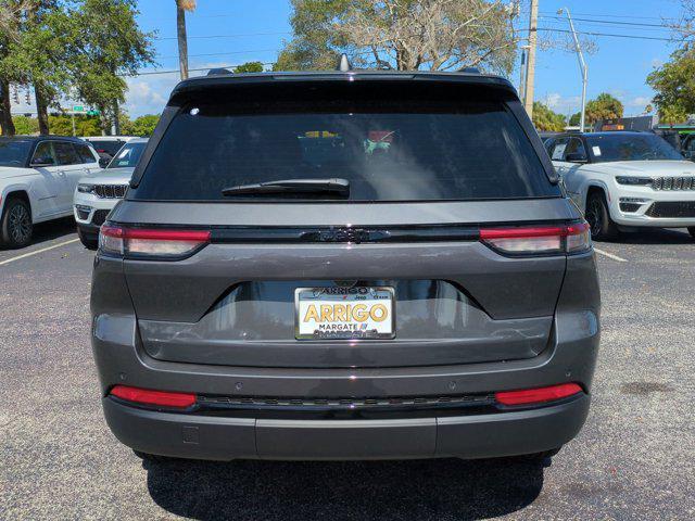 new 2025 Jeep Grand Cherokee car, priced at $35,988