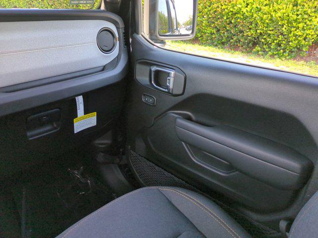 new 2025 Jeep Gladiator car, priced at $37,612