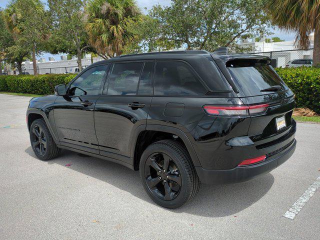 new 2025 Jeep Grand Cherokee car, priced at $47,075