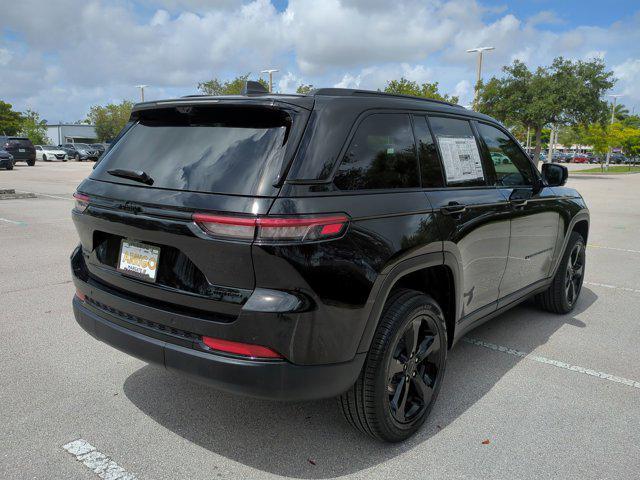 new 2025 Jeep Grand Cherokee car, priced at $47,075
