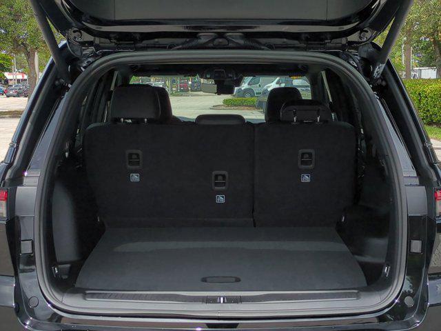 new 2025 Jeep Grand Cherokee car, priced at $47,075