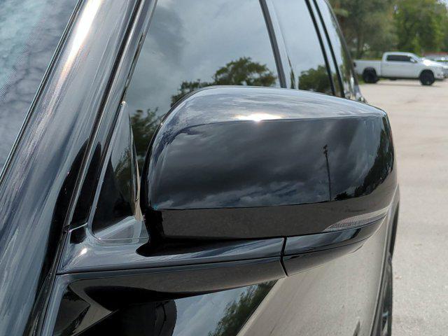 new 2025 Jeep Grand Cherokee car, priced at $47,075