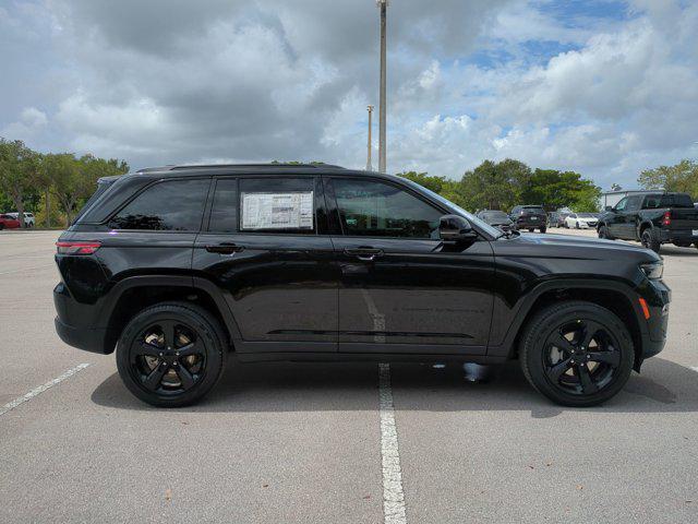 new 2025 Jeep Grand Cherokee car, priced at $47,075