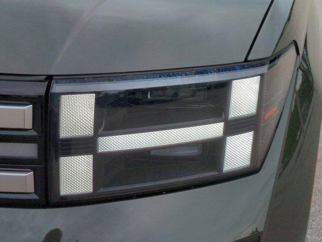 used 2024 Hyundai Santa Fe car, priced at $28,000