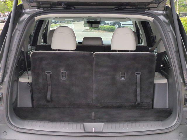 used 2024 Hyundai Santa Fe car, priced at $28,000
