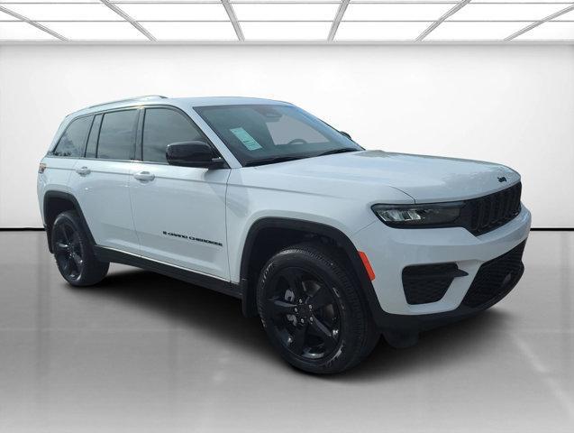 new 2024 Jeep Grand Cherokee car, priced at $36,005