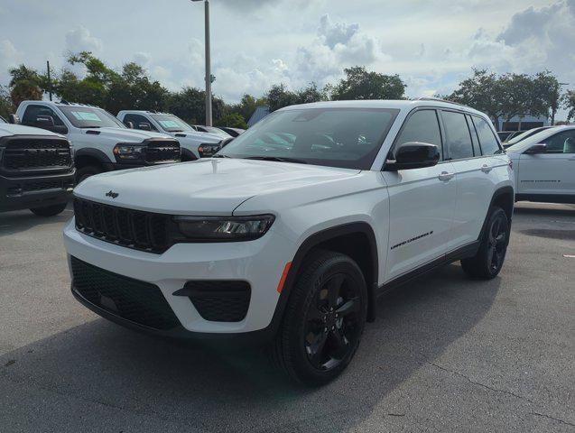 new 2024 Jeep Grand Cherokee car, priced at $36,005