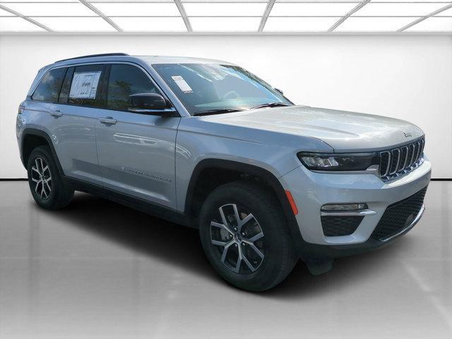 new 2025 Jeep Grand Cherokee car, priced at $39,241
