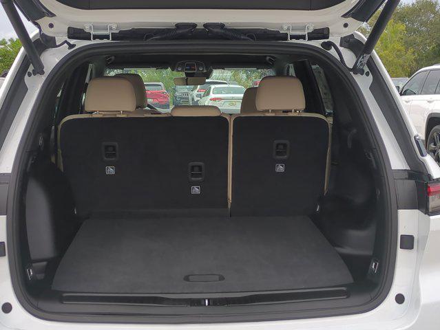 new 2025 Jeep Grand Cherokee car, priced at $34,609