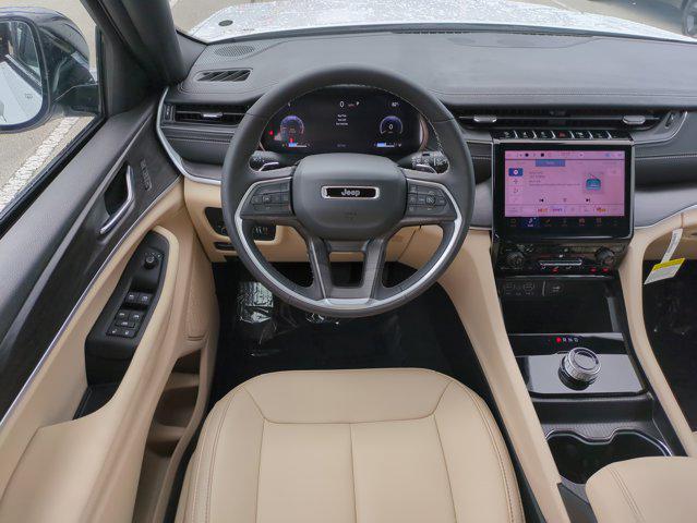 new 2025 Jeep Grand Cherokee car, priced at $34,609