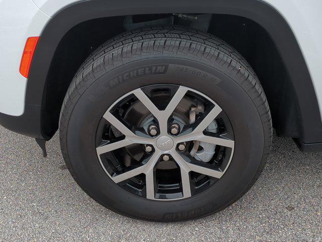 new 2025 Jeep Grand Cherokee car, priced at $34,609