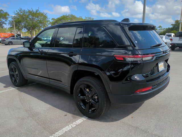 new 2025 Jeep Grand Cherokee car, priced at $46,376