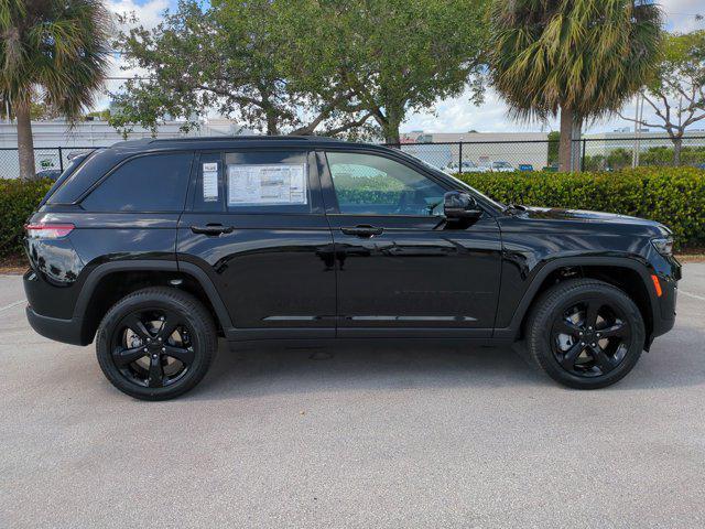 new 2025 Jeep Grand Cherokee car, priced at $46,376