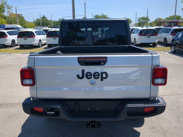 new 2024 Jeep Gladiator car, priced at $42,515