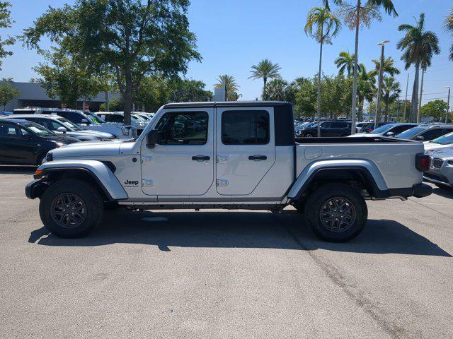 new 2024 Jeep Gladiator car, priced at $42,515