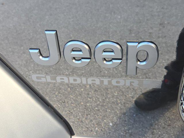 new 2026 Jeep Gladiator car, priced at $43,110