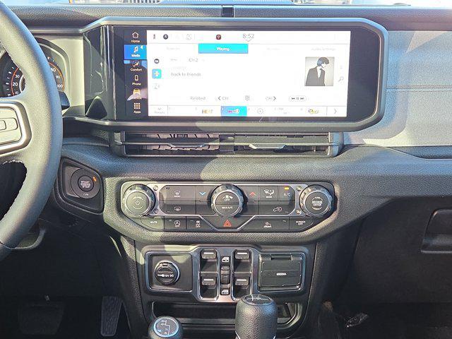 new 2026 Jeep Gladiator car, priced at $43,110