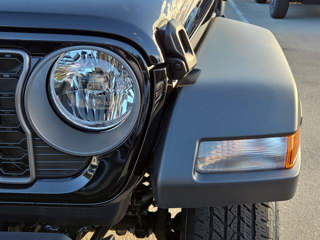 new 2026 Jeep Gladiator car, priced at $43,110