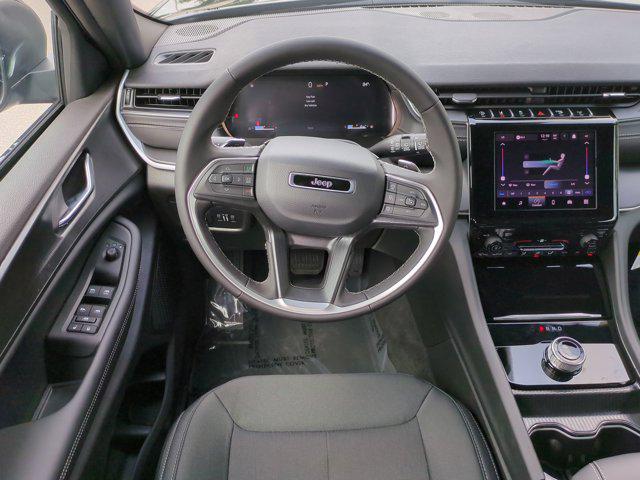 new 2025 Jeep Grand Cherokee car, priced at $33,486