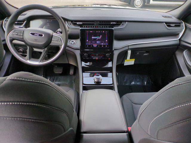 new 2025 Jeep Grand Cherokee car, priced at $33,486