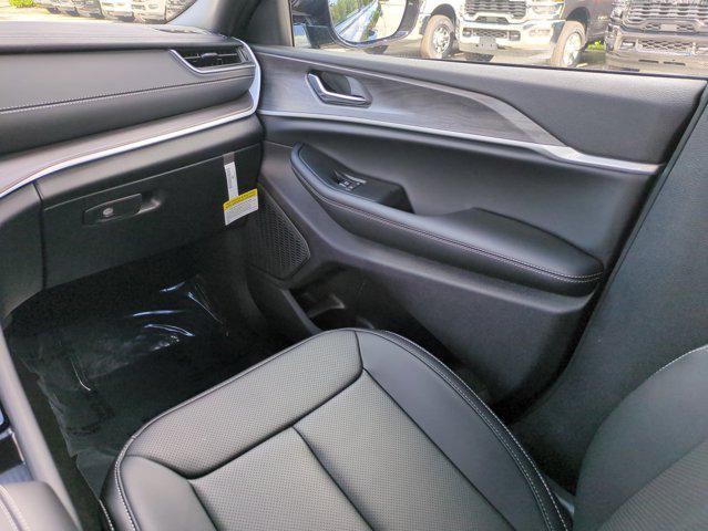 new 2025 Jeep Grand Cherokee L car, priced at $49,142