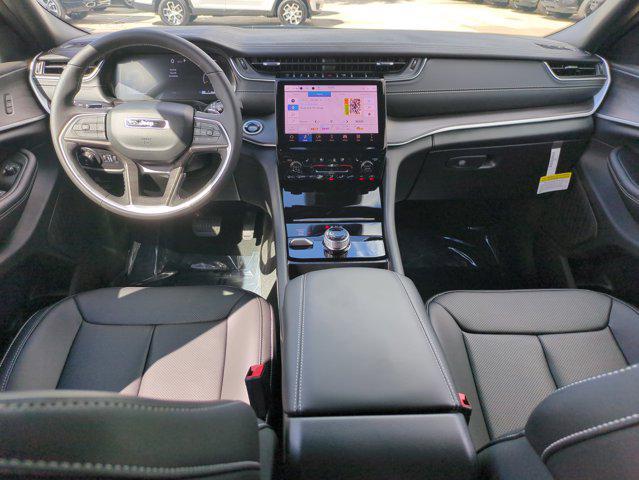 new 2025 Jeep Grand Cherokee L car, priced at $49,142