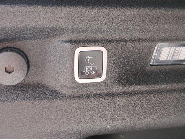 new 2025 Jeep Grand Cherokee L car, priced at $49,142
