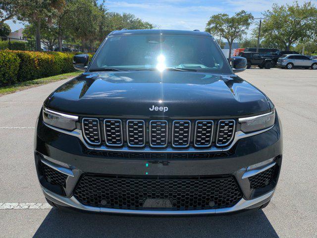 new 2025 Jeep Grand Cherokee car, priced at $48,706